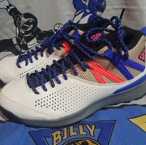 Nike ACG Okwahn ii women's 7.5 men's 6